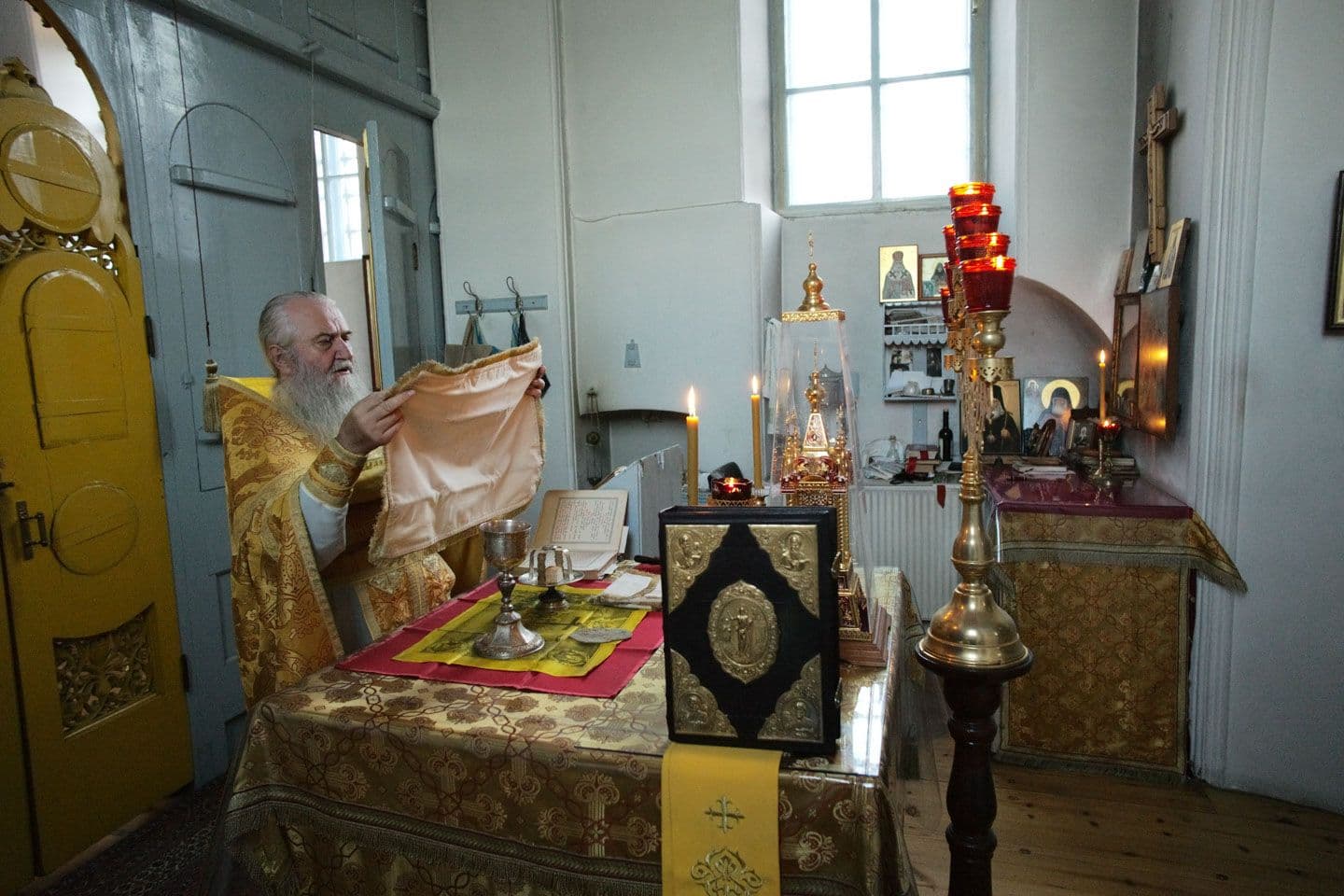 Gallery image